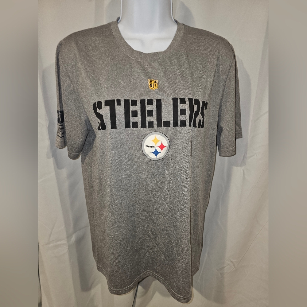 NFL Pittsburgh Steelers Gray Short Sleeve Tee with Logo